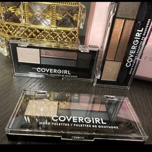 COVERGIRL Highlighter in Gold and Brown